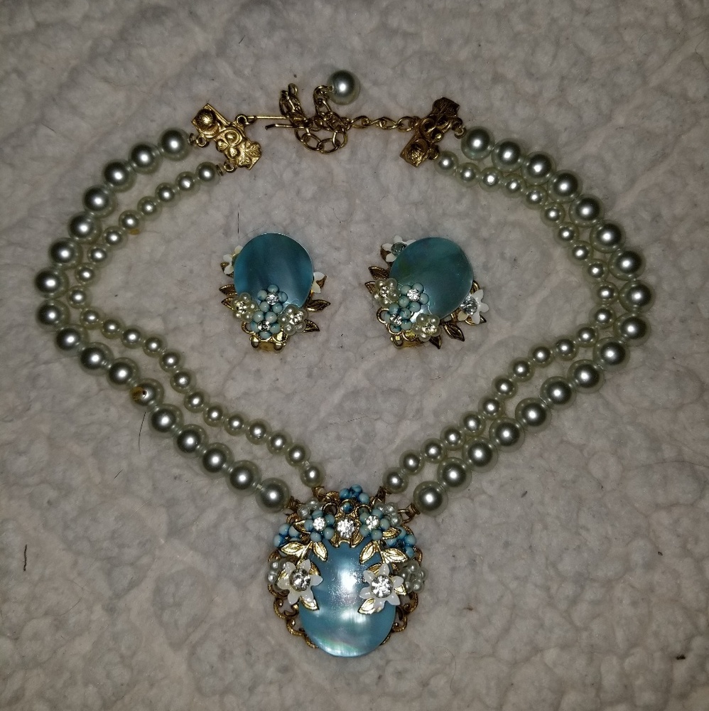 Vintage 1950's unsigned Parure Miriam Haskell Set